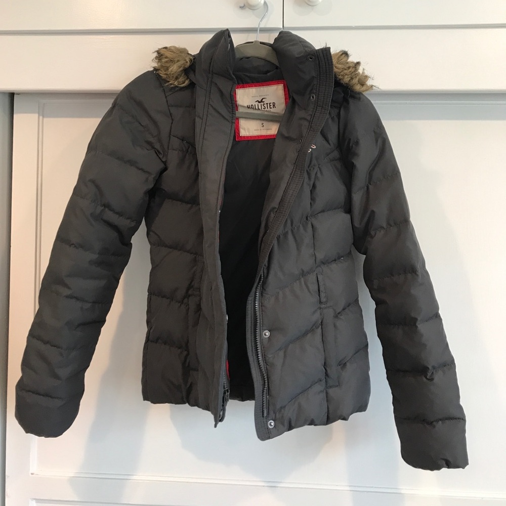Hollister Puffer Coat